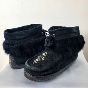 Manitobah Muk luks Womens Keewatin Suede